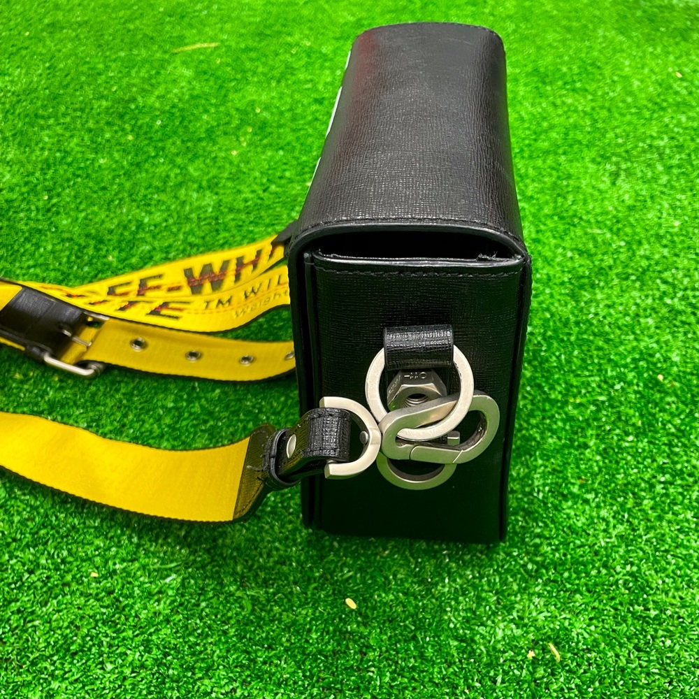 OFF WHITE Purse - Picture 4 of 6